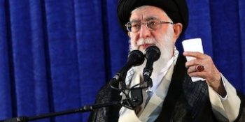 Ayatollah Khamenei invites young Arabs to stand against U.S. and Israel